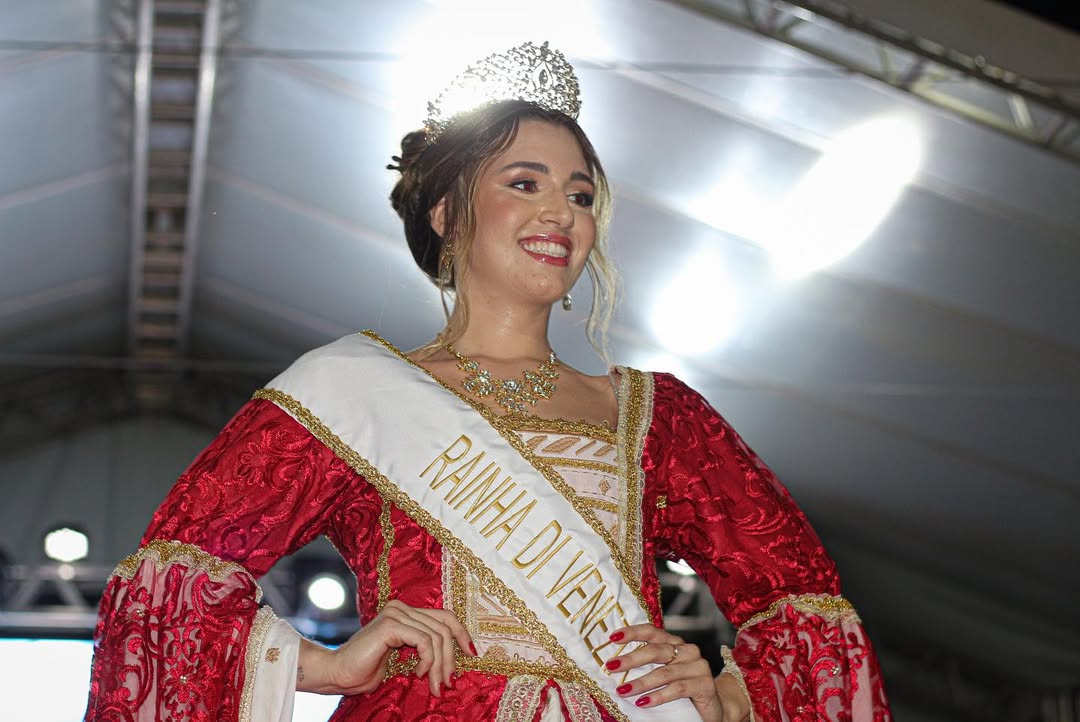 Rainha Beatriz Bis